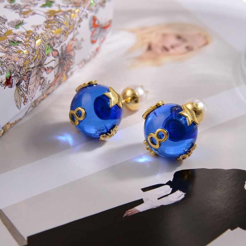 chr1st1an D10r earrings